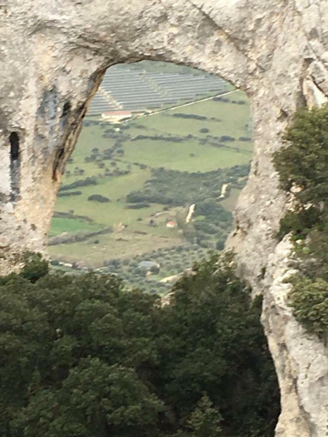 Galtellì Sa Domu E Muru מראה חיצוני תמונה
